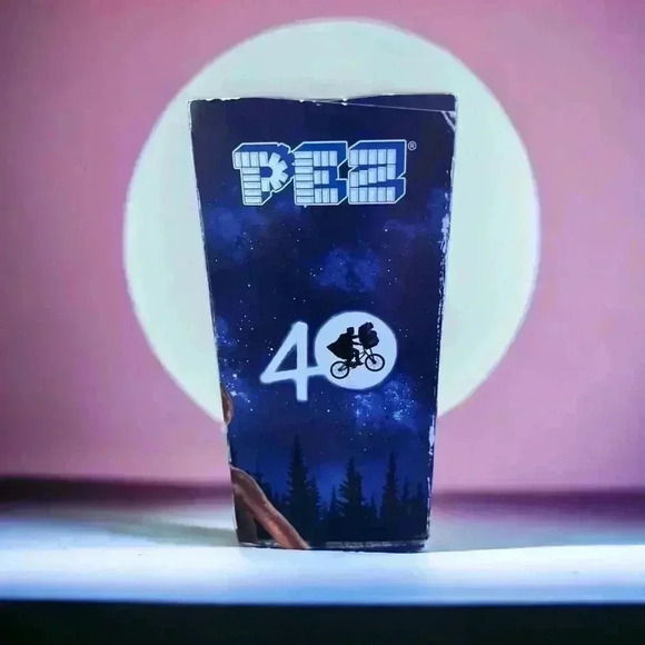 PEZ Candy Dispenser Set E.T. 40th Gift Set Extraterrestrial New in Box. - Picture 3 of 6